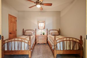 Lincoln, Eagle River,  WI 54521 USA