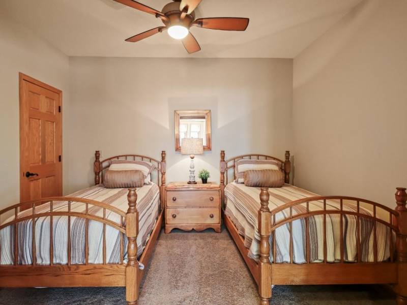 Lincoln, Eagle River,  WI 54521 USA