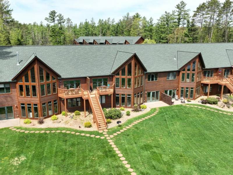 Lincoln, Eagle River,  WI 54521 USA