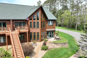 Lincoln, Eagle River,  WI 54521 USA