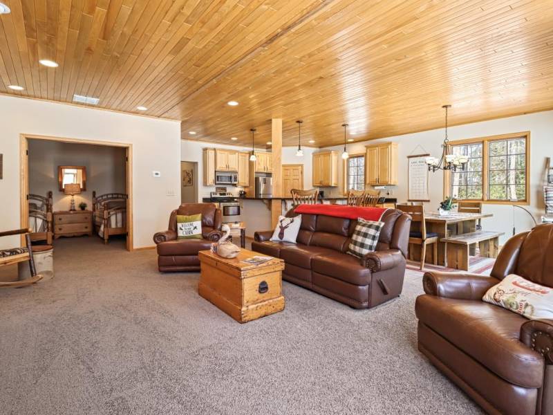 Lincoln, Eagle River,  WI 54521 USA