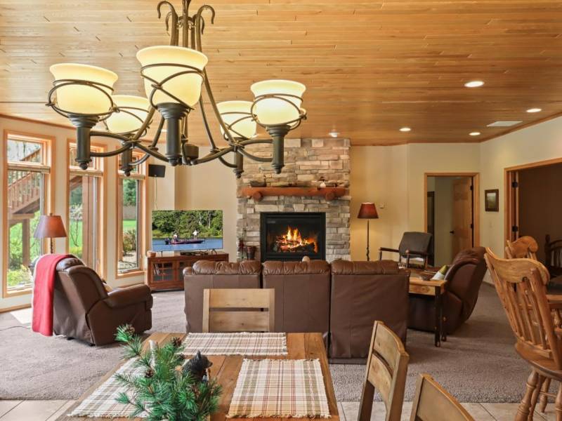 Lincoln, Eagle River,  WI 54521 USA