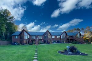 Lincoln, Eagle River,  WI 54521 USA