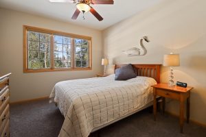 Lincoln, Eagle River,  WI 54521 USA