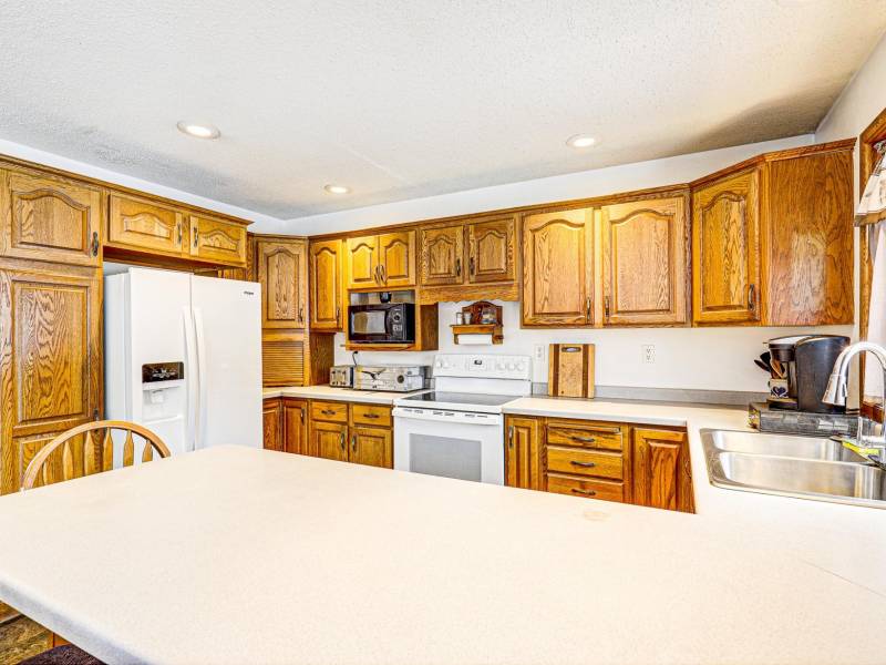 10695 Moodig Rd, Bradley, Tomahawk,  WI 54487 USA