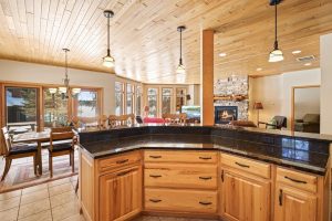 Lincoln, Eagle River,  WI 54521 USA