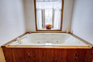 10695 Moodig Rd, Bradley, Tomahawk,  WI 54487 USA