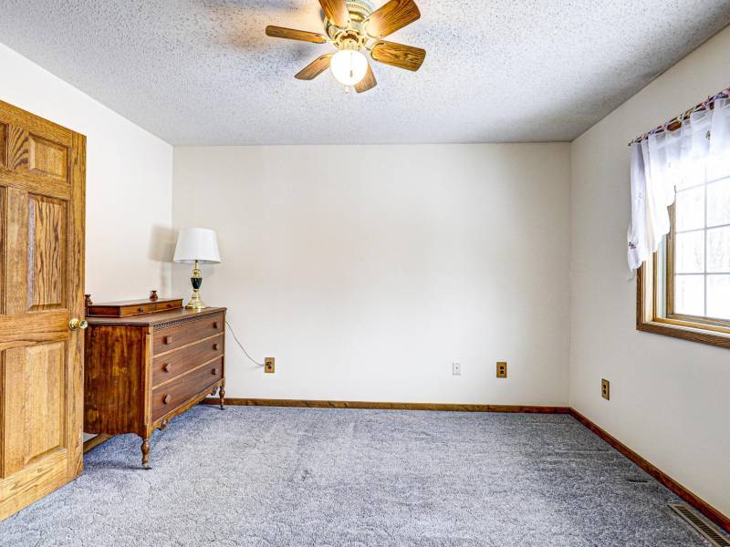 10695 Moodig Rd, Bradley, Tomahawk,  WI 54487 USA