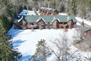 Lincoln, Eagle River,  WI 54521 USA