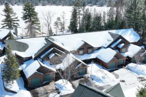 Lincoln, Eagle River,  WI 54521 USA