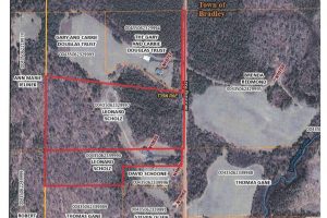 10695 Moodig Rd, Bradley, Tomahawk,  WI 54487 USA
