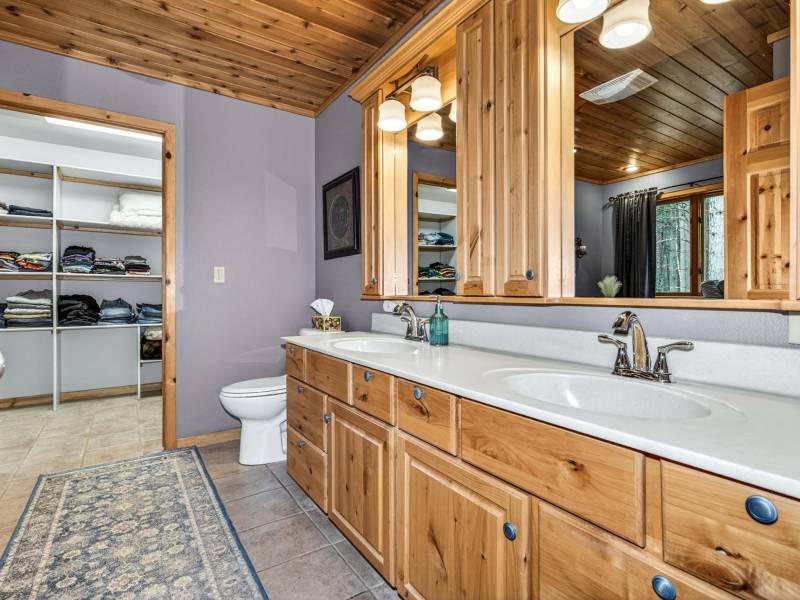 9026 Rapps Rd, Woodruff, Woodruff,  WI 54568 United States