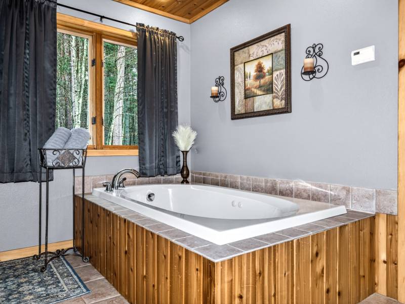 9026 Rapps Rd, Woodruff, Woodruff,  WI 54568 United States