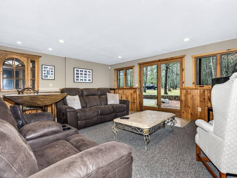 9026 Rapps Rd, Woodruff, Woodruff,  WI 54568 United States