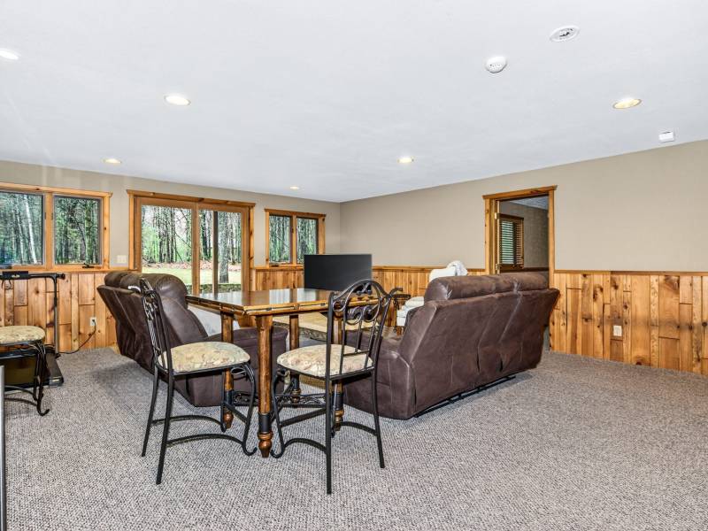 9026 Rapps Rd, Woodruff, Woodruff,  WI 54568 United States