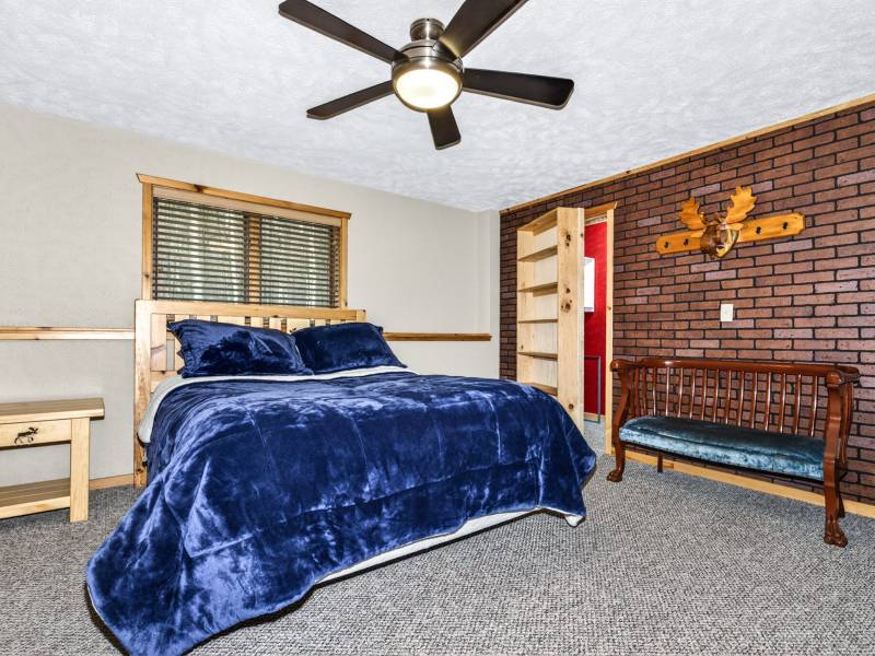 9026 Rapps Rd, Woodruff, Woodruff,  WI 54568 United States