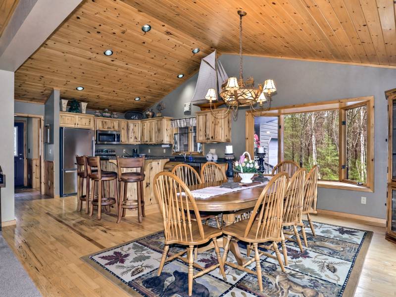 9026 Rapps Rd, Woodruff, Woodruff,  WI 54568 United States