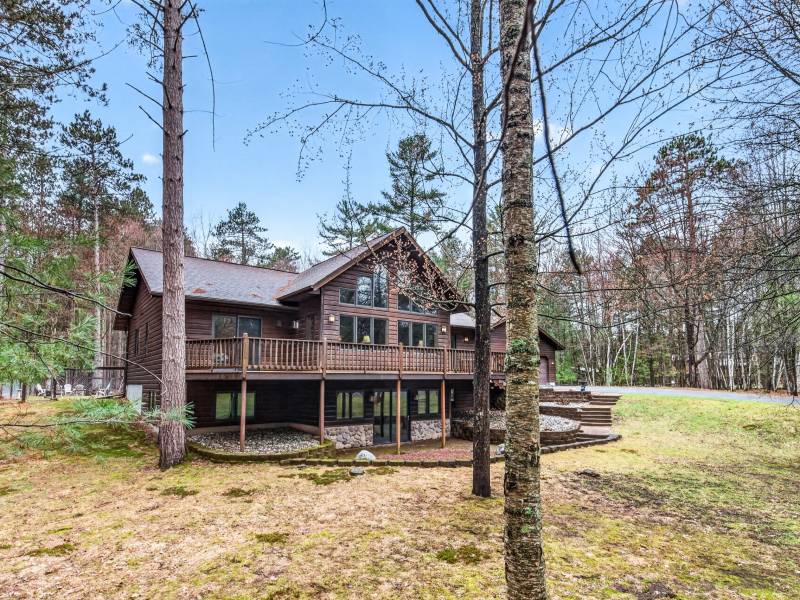 9026 Rapps Rd, Woodruff, Woodruff,  WI 54568 United States