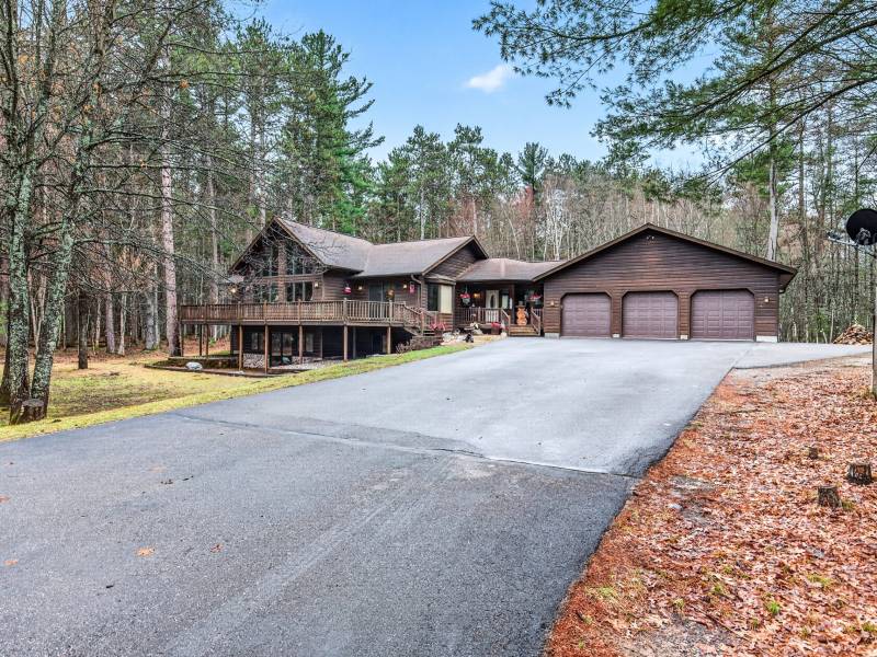 9026 Rapps Rd, Woodruff, Woodruff,  WI 54568 United States