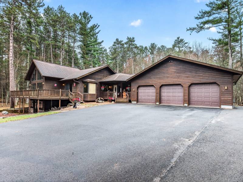 9026 Rapps Rd, Woodruff, Woodruff,  WI 54568 United States