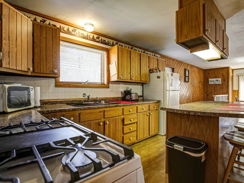 2138 Sunset Dr, Nokomis, Tomahawk,  WI 54487 United States