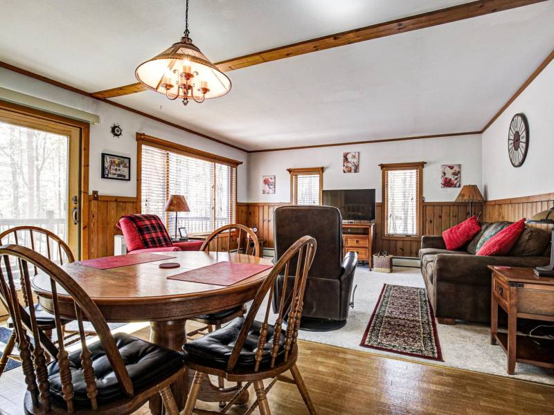 2138 Sunset Dr, Nokomis, Tomahawk,  WI 54487 United States