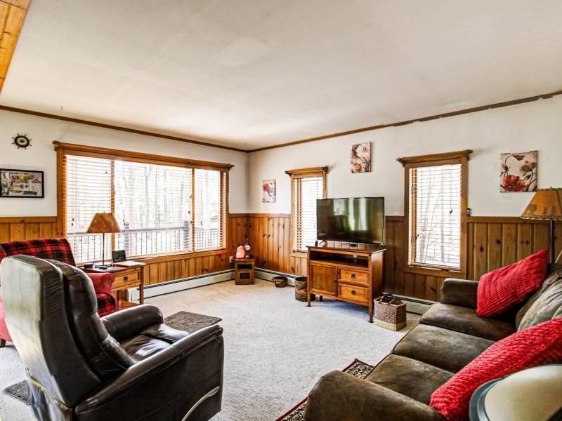 2138 Sunset Dr, Nokomis, Tomahawk,  WI 54487 United States