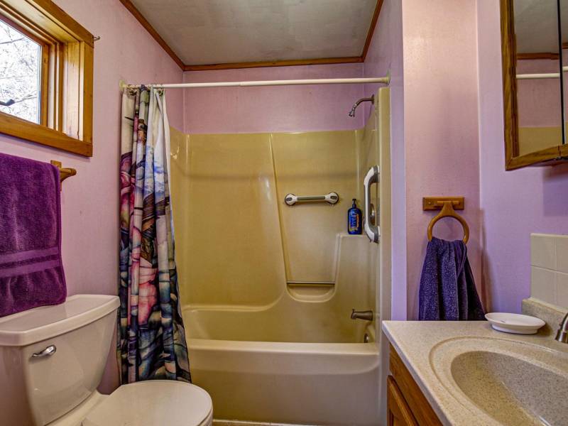 2138 Sunset Dr, Nokomis, Tomahawk,  WI 54487 United States