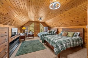 1-3936 Eagle Waters Rd, , Eagle River,  WI 54521