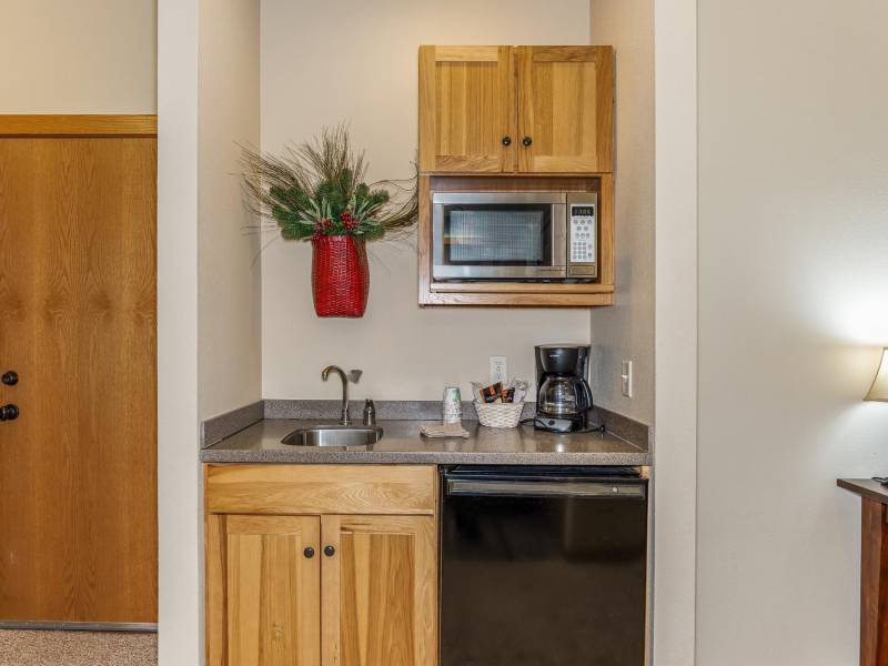 206/216/3958 Eagle Waters Rd, , Eagle River,  WI 54521