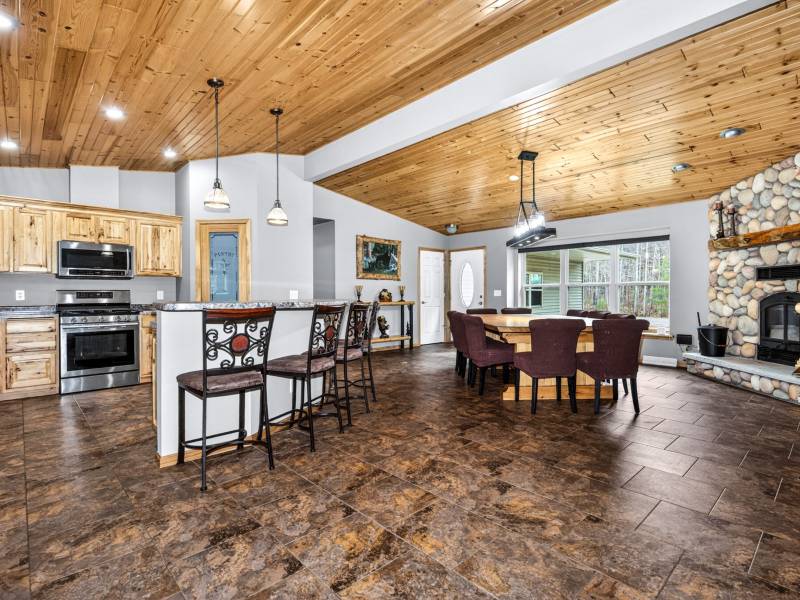 6857 Brush Rd, Lake Tomahawk, Lake Tomahawk,  WI 54539 United States