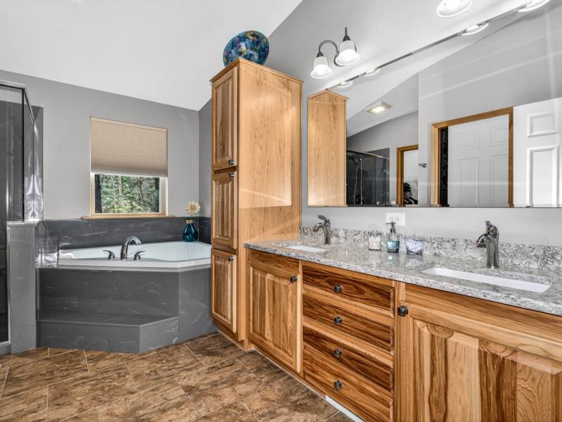 6857 Brush Rd, Lake Tomahawk, Lake Tomahawk,  WI 54539 United States