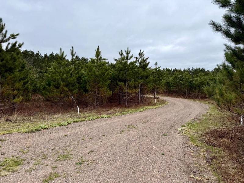 2325 Lund Rd, Nokomis, Tomahawk,  WI 54529 United States