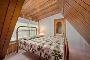 10012 Pine Tree Dr, , Minocqua,  WI 54548