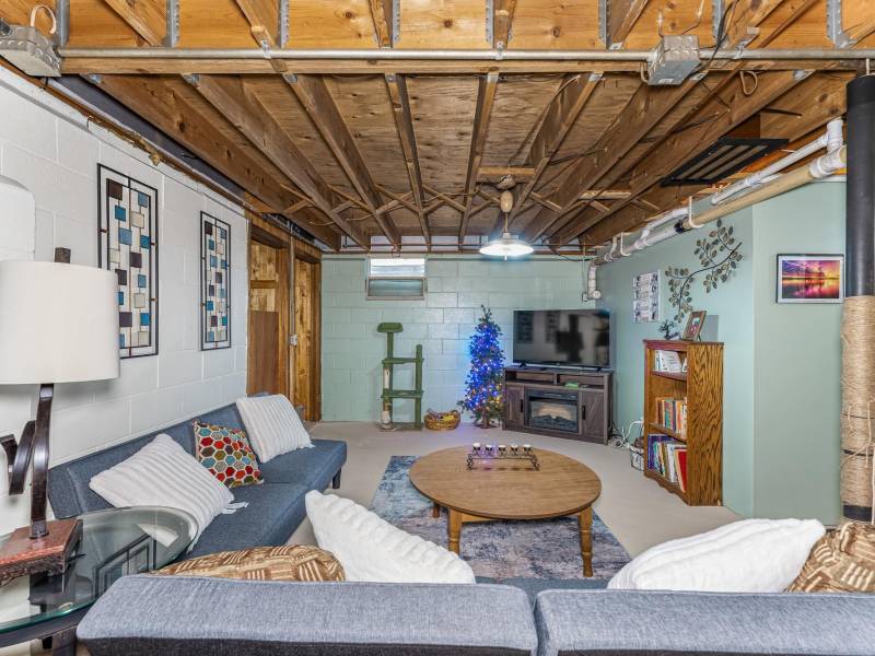 1275 Ponderosa Dr, , Cloberland,  WI 54521