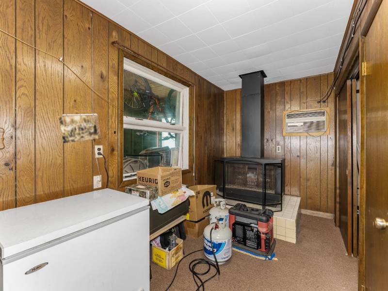 1275 Ponderosa Dr, , Cloberland,  WI 54521