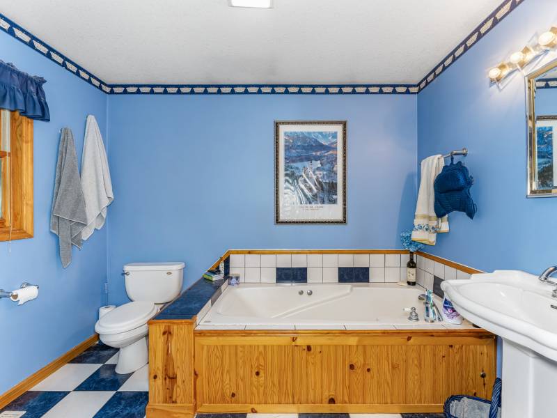 2145 Pinewood Dr, , Eagle River,  WI 54521