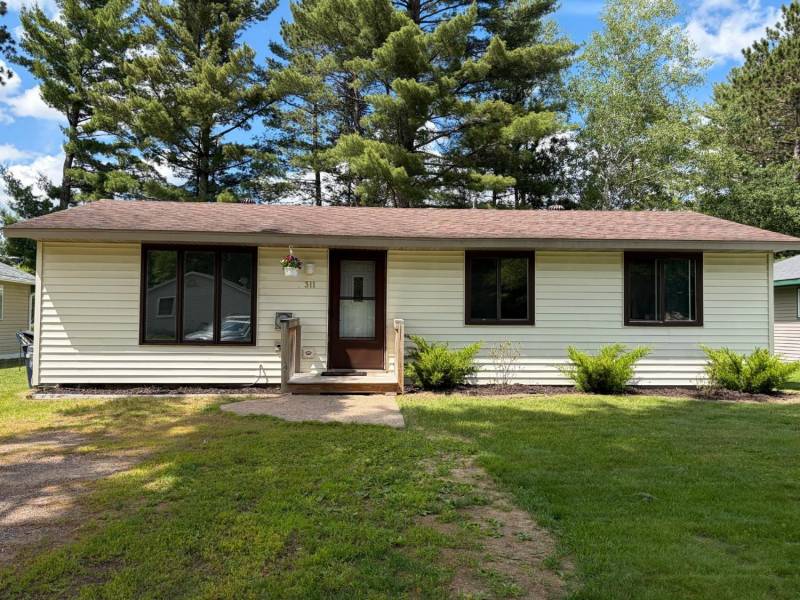 311 Illinois St, , Eagle River,