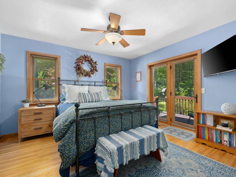 N1601 Crystal Lake Rd, , Land O Lakes,  MI 54540