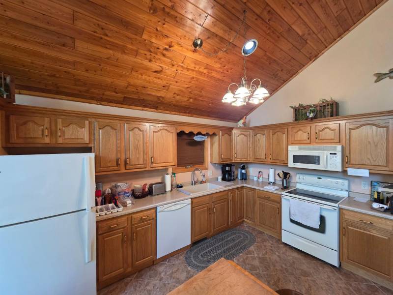 W8656 Silver Birch Rd, , Tomahawk,  WI 54487