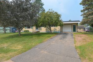 320 S 2nd St, , Eagle River,  WI 54521 USA