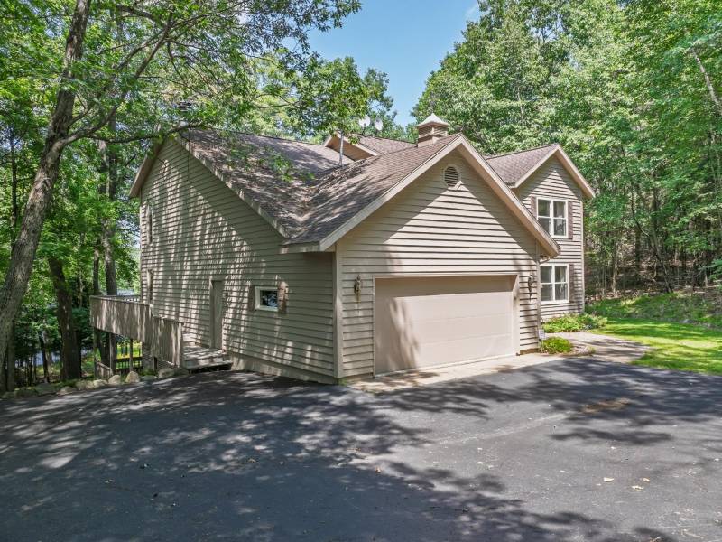 326 Capich Dr, , Eagle River,  WI 54521 USA