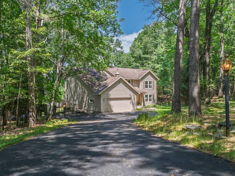 326 Capich Dr, , Eagle River,  WI 54521 USA
