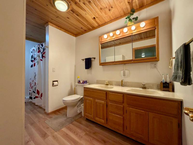 431 Sundstein Rd, , Eagle River,  WI 54521 USA