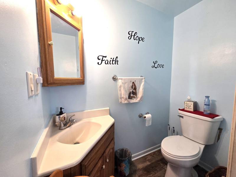 104 River St, , Tomahawk,  WI 54487 USA