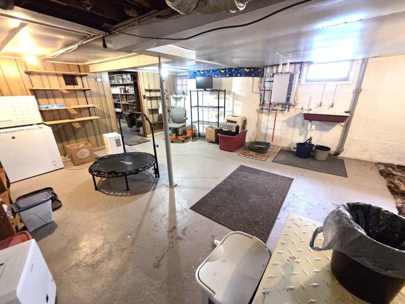 104 River St, , Tomahawk,  WI 54487 USA