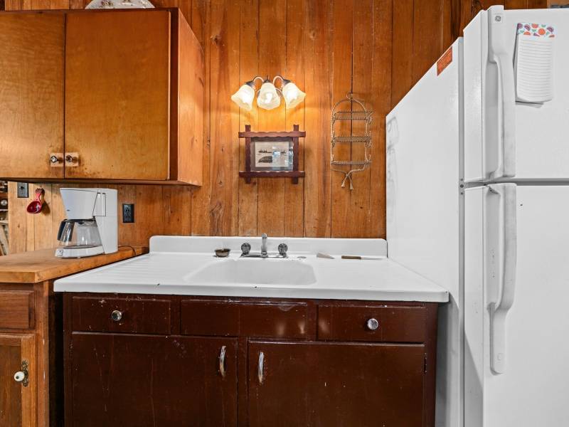 2401 E Ross Allen Lake Rd, , Lac du Flambeau,  WI 54538 USA