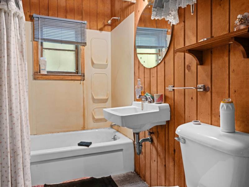 2401 E Ross Allen Lake Rd, , Lac du Flambeau,  WI 54538 USA