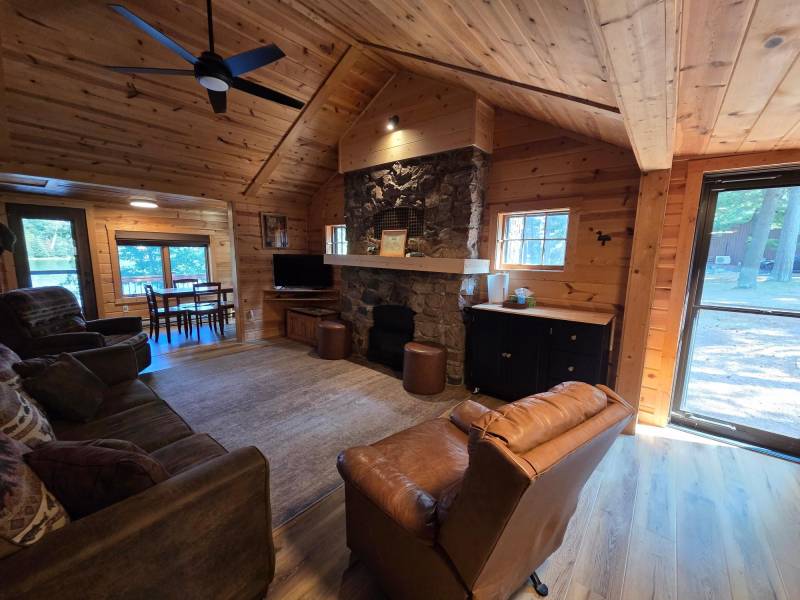 N10376 Knapinski Dr #4, , Tomahawk,  WI 54487 USA