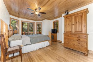 16755 Tuttle Rd, , Eagle River,  WI 54521 USA